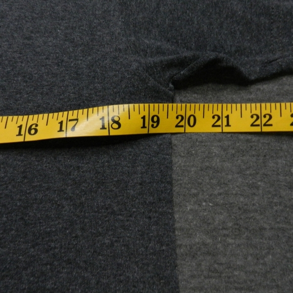 Boys Pokemon T-Shirt Size XL Gray Pikachu Spell Out - Picture 9 of 12